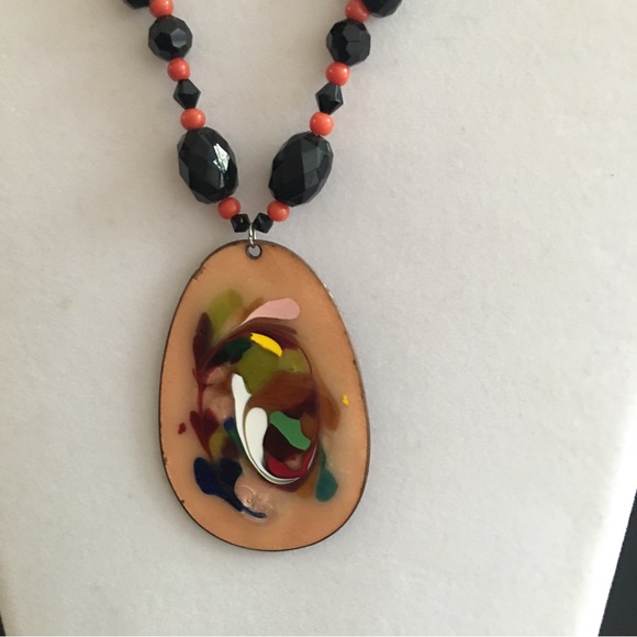 Beaded Necklace With Vintage Reversible Cloisonné Pendant - Picture 5 of 12